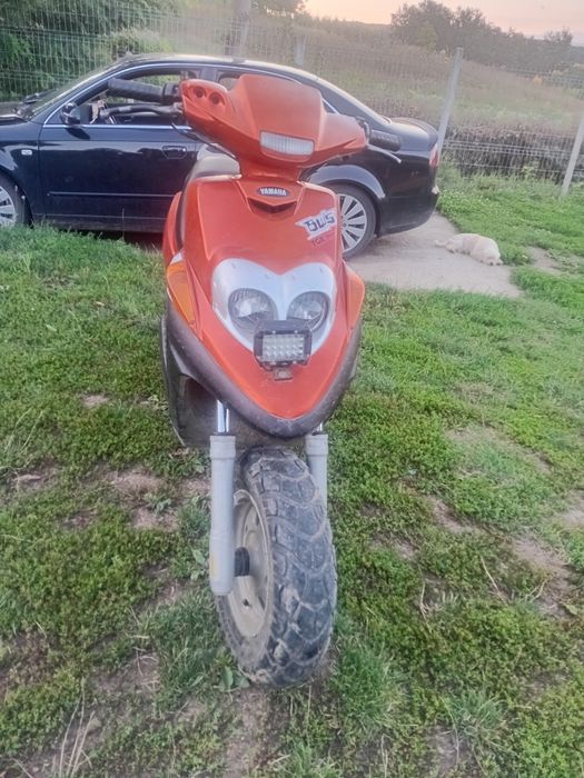 Vand  scuter cu acte iamaha bustar  segmentat nou