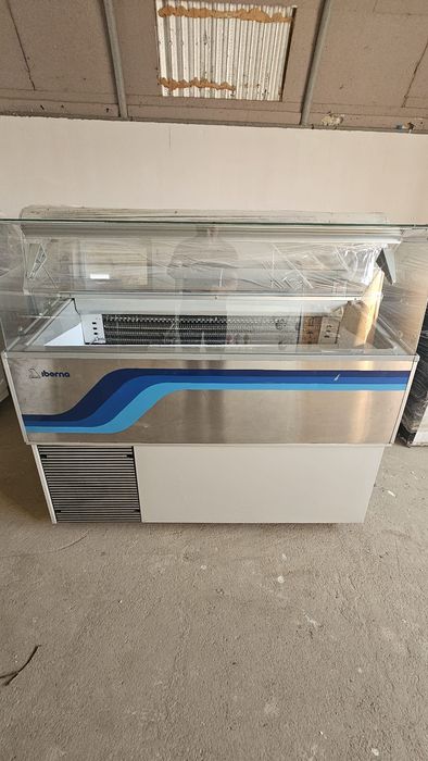 Vitrina pentru înghețată,aparat granita