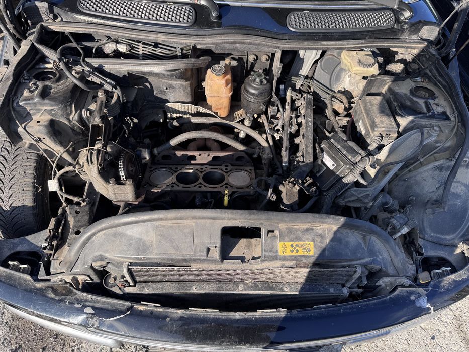 Mini Cooper 1.6i 16v 116кс 2002г На Части