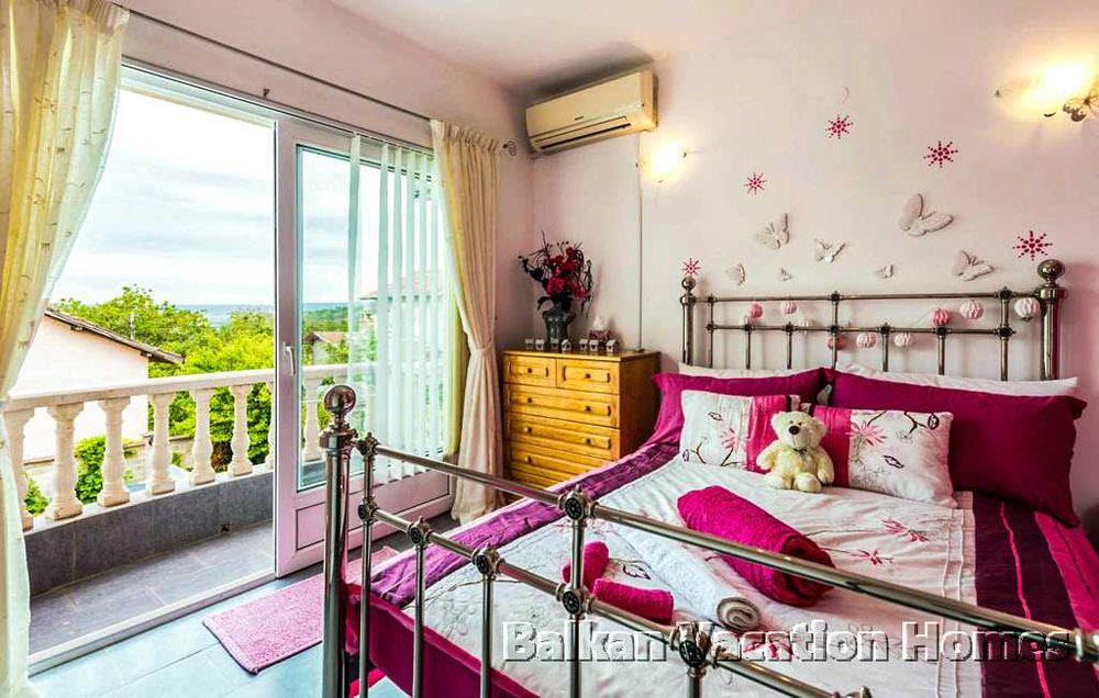 Продава се Къща в к.к. Албена - 185 кв.м за 1346 €/кв.м - Снимка #14
