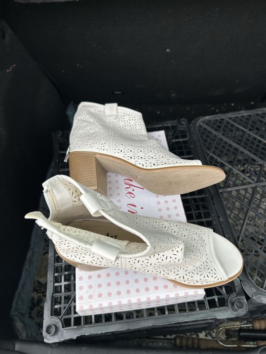 Botine/ pantofi piele noi