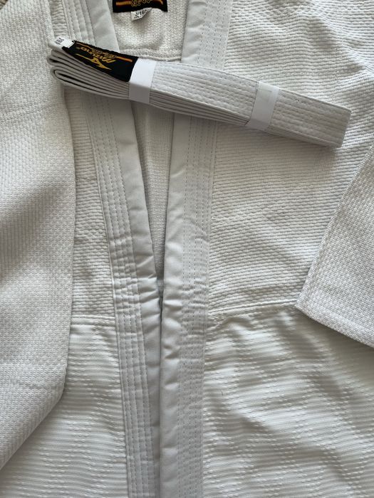 Продаю новое Кимоно дзюдо