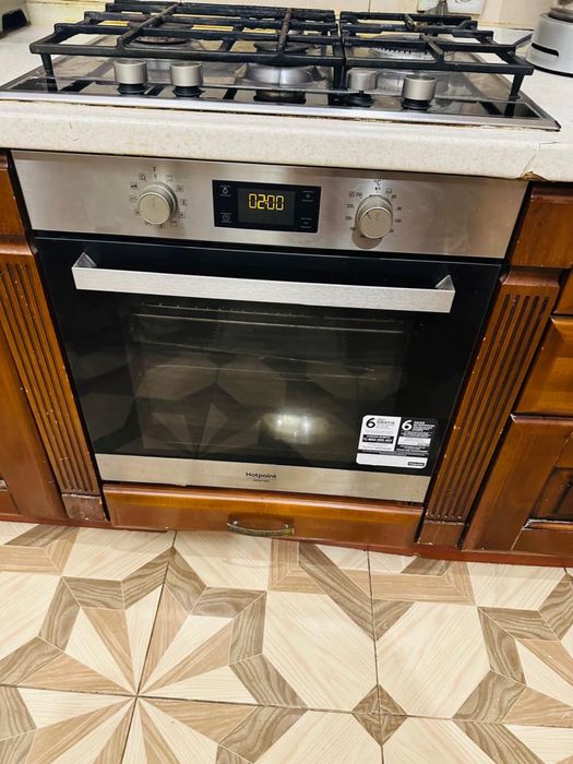 Продам Кух гарнитуру с печкой