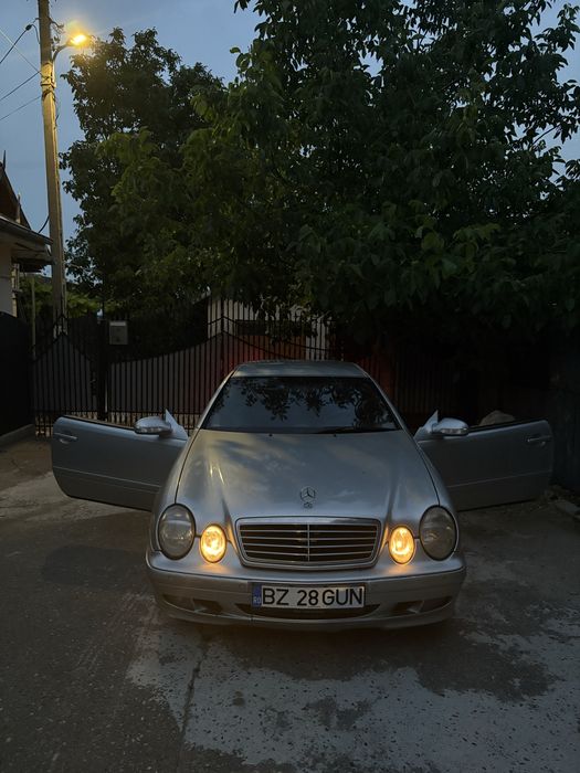 MERCEDES-BENZ CLK-Class 2000 — imagine 3