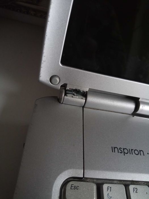 Laptop Dell Inspiron 1520 pentru colectionari