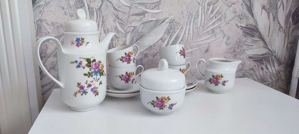 Чайные наборы/кухонный инвентарь