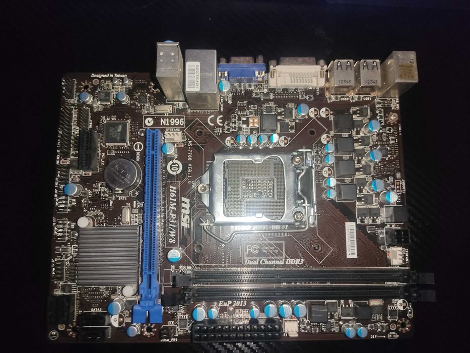 Продавам дъна платка msi microatx ddr3