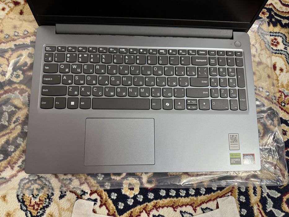 Ноутбук Lenevo LOQ 15ARP10E