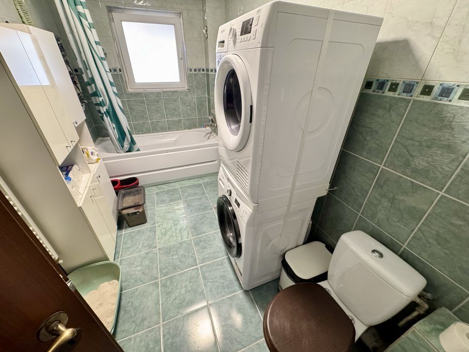 Apartament 2 camere, 57 mp, terasa 60 mp, zona Vivo, preț negociabil