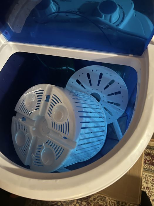Продается мини стиральная машина.