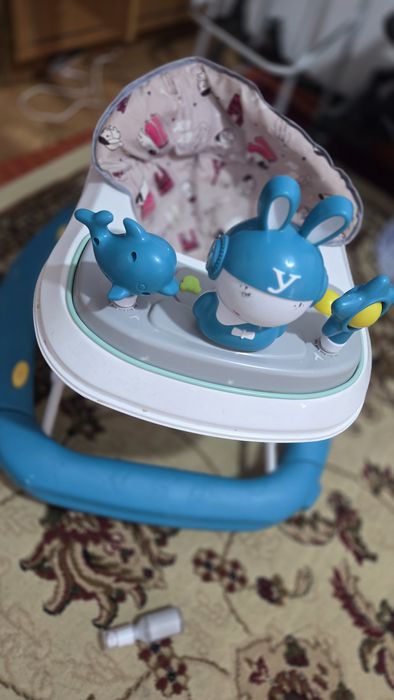 Коляска и ходунок бирге