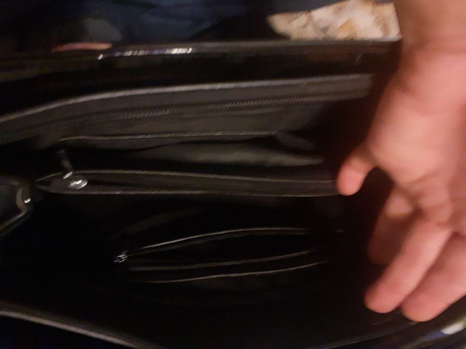 Черна дамска чанта нова