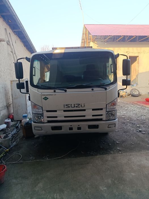 Isuzu evakuvatir sotiladi