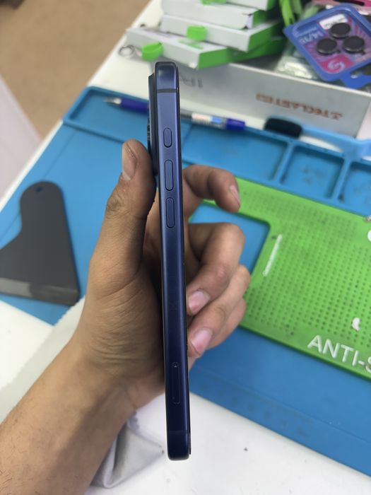 Продам айфон 17 про мах