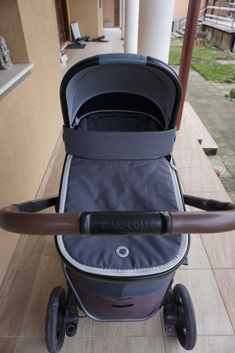 Maxi-Cosi Adorra 2 + кош за новородено + зимен чувал за количка