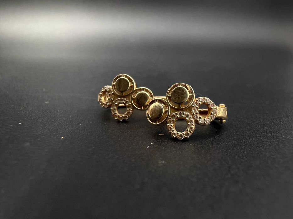 Dracula Amanet: Cercei de Aur 2.14gr/14k.