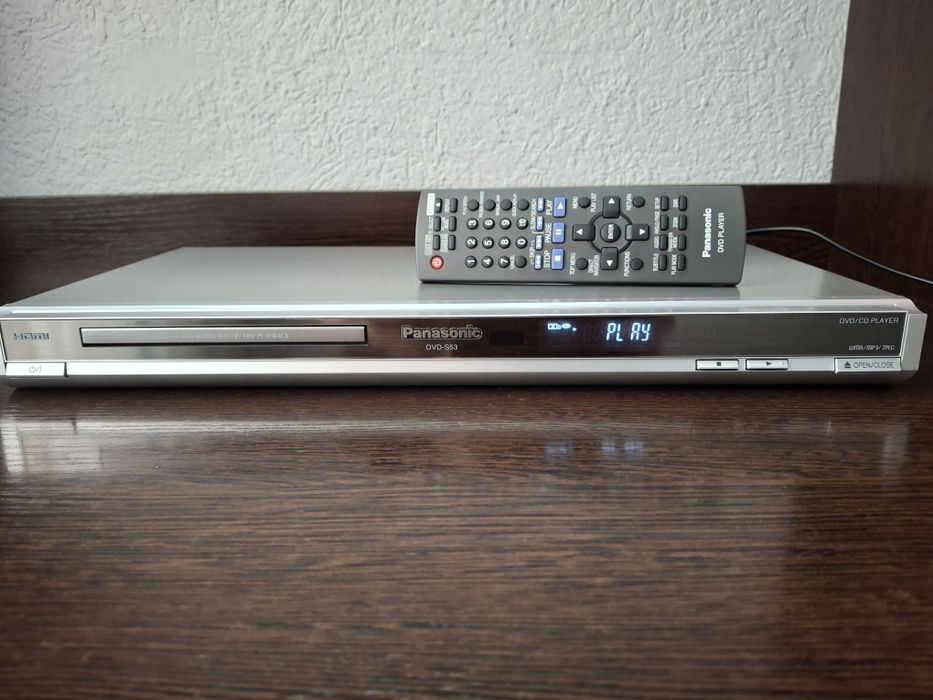 Продам DVD/CD плеер PANASONIC DVD- S53