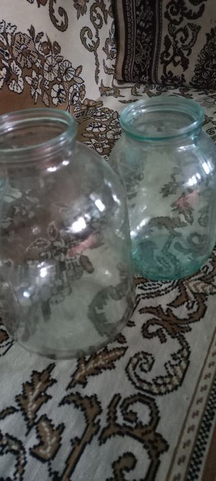 Продам банки 3-х и 2-х литров