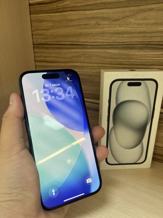 Продам Iphone 15  в отличном состоянии