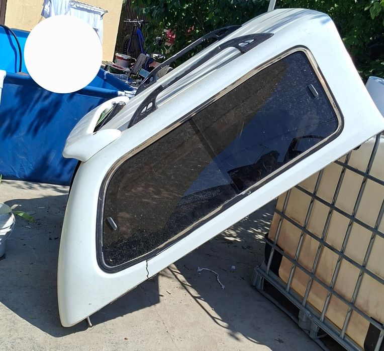 Продам кунг на тойота хайлюкс.