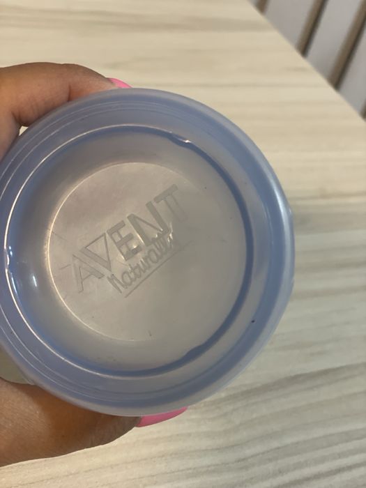 Avent контейнери за кърма и бебешка храна