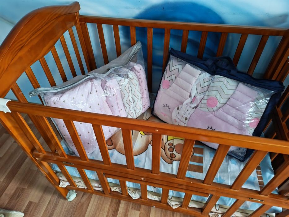 Продам кроватку детскую