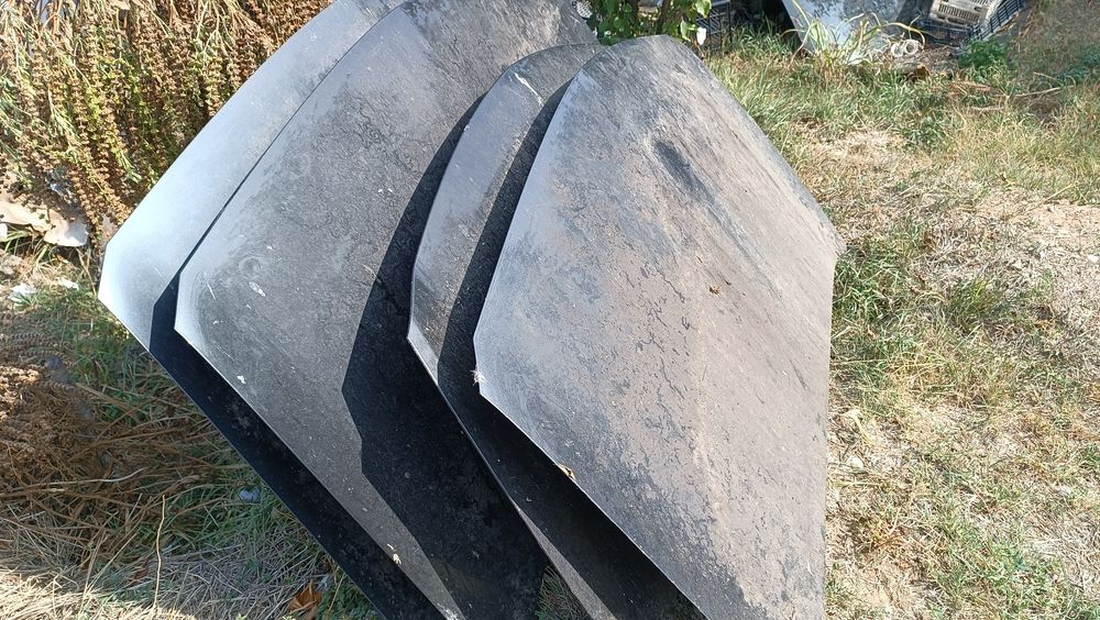 Capota haion stop far bara Dacia Logan Duster Sandero Strpway Jogger Renault Megane3 Clio3 Clio4 Scenic2 Laguna2 Megane2 far bara fata Logan Megane