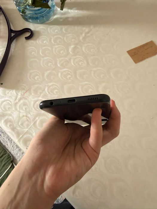 Самсунг а23, обмен на айфон с мойм дп