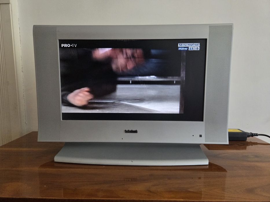 Televizor Teletech LCD 51cm diagonala