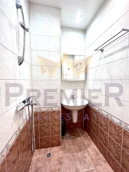 Дава се под наем Тристаен апартамент в Варна, Чайка - 65 кв.м за 498.27 € - Снимка #6