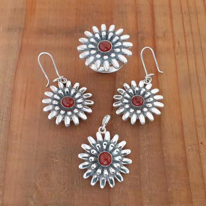 Свиреща с 10 тона стара окарина.  OCARINA