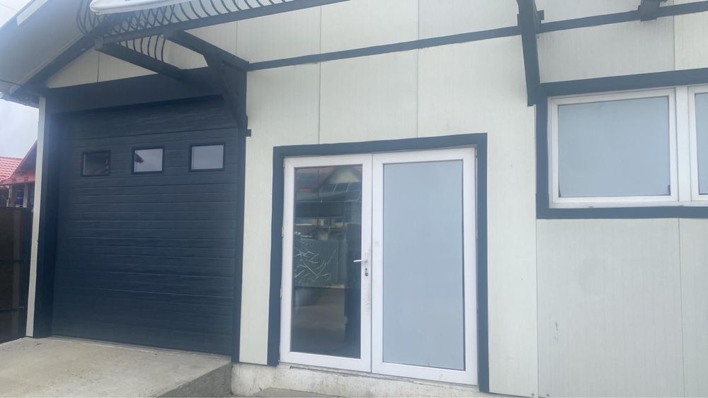 Inchiriez Hala Pitesti