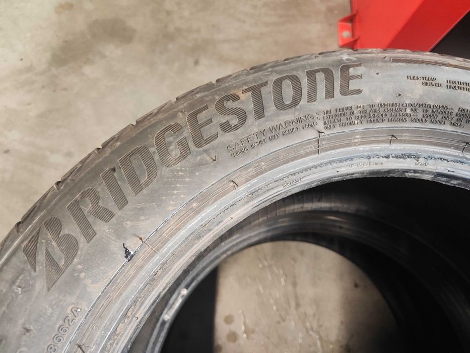 2бр.летни гуми 225/50/17 Bridgestone