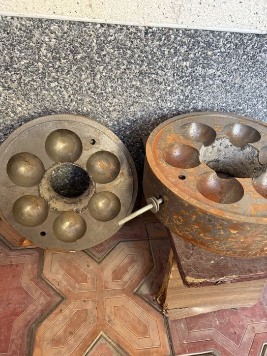 Кокил для литья шаров мелящий диаметром Д68 мм до Д120 мм