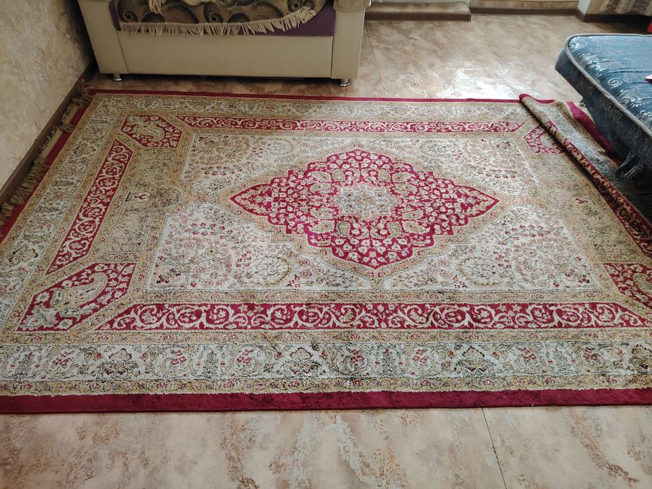 Ковер шелковый 2*3  Турция