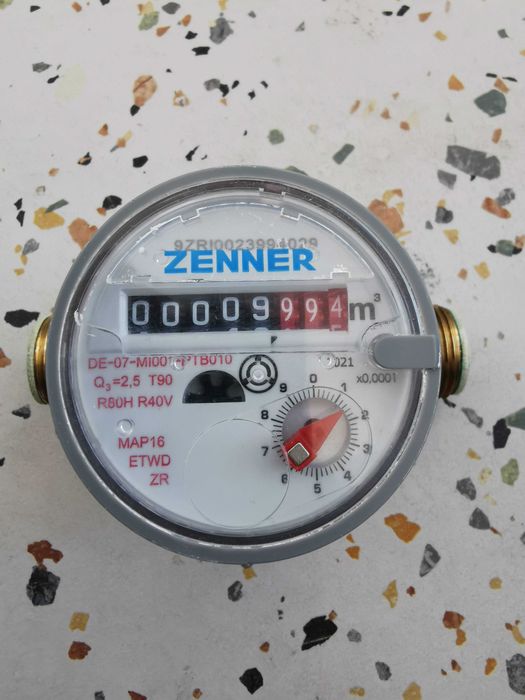 Apometru apa calda Zenner