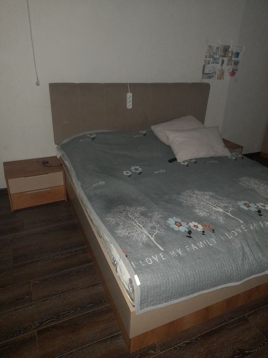 Спальный гарнитур