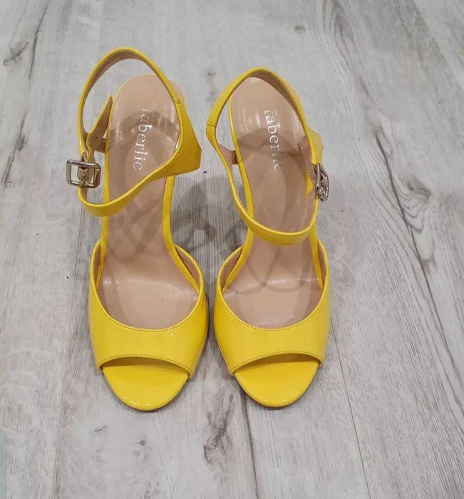 Босоножки 4500 тенге!