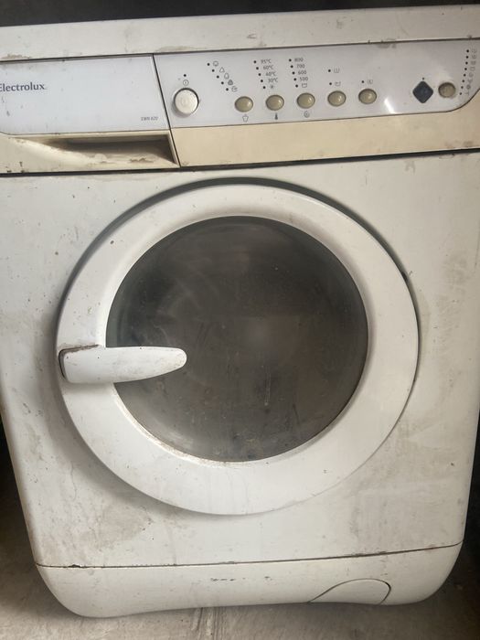 Продам стиральную машину Electrolux EWN