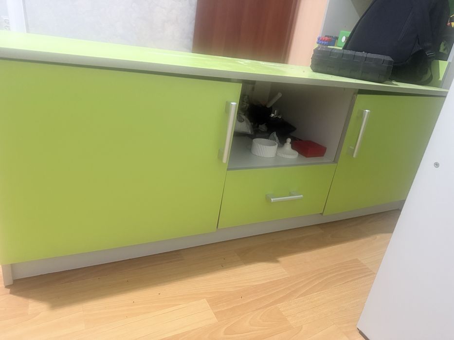 Продам  детский гарнитур