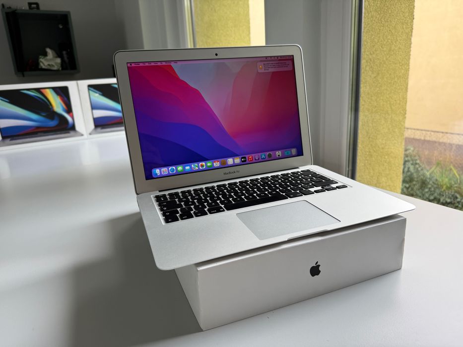  MacBook Air 13", Early 2015 1.6 GHz Intel Core i5, 8GB 256GB - A1466