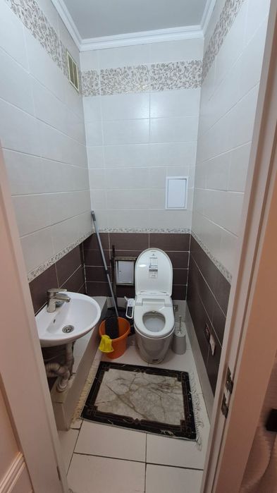 Сдаёт 2 ком. кв. посуточно