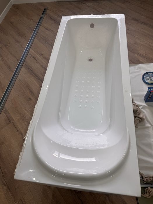 Продам новую ванну