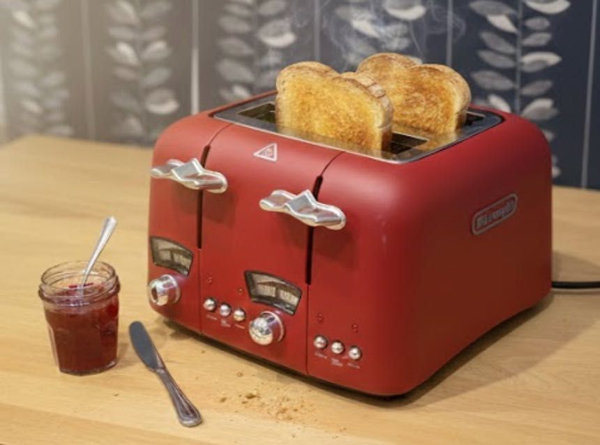 Prăjitor pâine DeLonghi - Design Retro Premium – 4 Fante, 1600W, funcție dezghețare