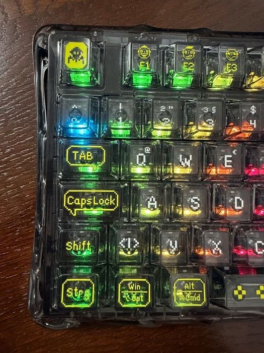 Tastatură Gravastar K1 Lite aproape nouă