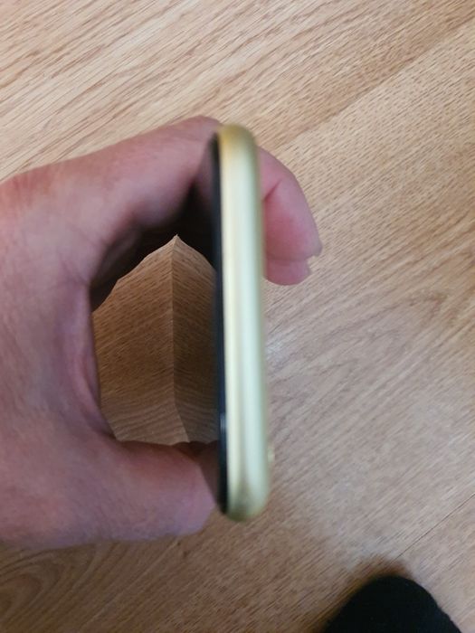 Iphone 11  64 gb 73%