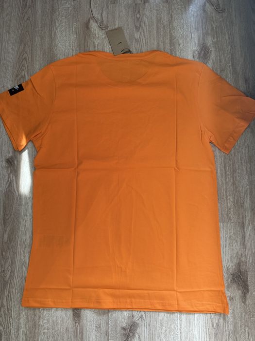 Тениска на Nike чисто нова