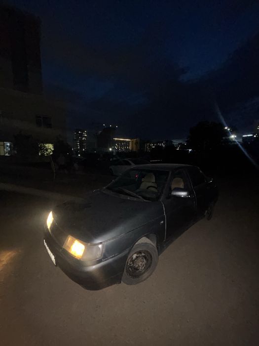 Продаеться ваз 2110