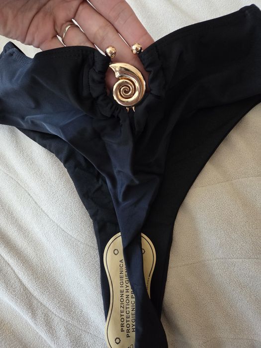 Черно долнище на бански