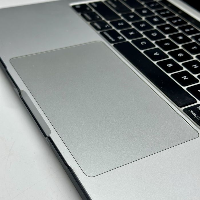 MacBook Pro 13” M1 | 8GB RAM | 512GB SSD | Touch Bar